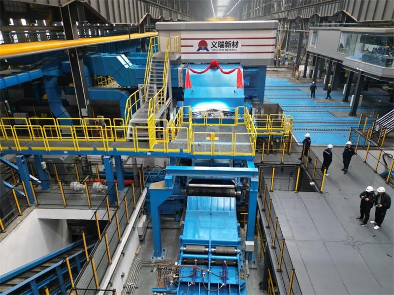 喜訊！義瑞新材熱軋生產(chǎn)線(xiàn)精軋機(jī)成功穿帶