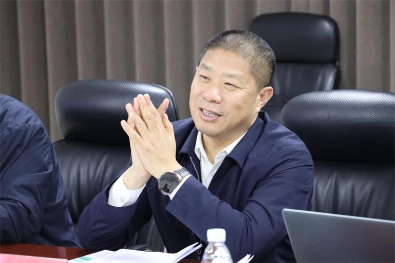 中國有色金屬工業(yè)協(xié)會黨委副書記范順科一行蒞臨明泰鋁業(yè)調(diào)研指導(dǎo)